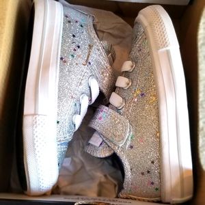 Toddler girls Converse